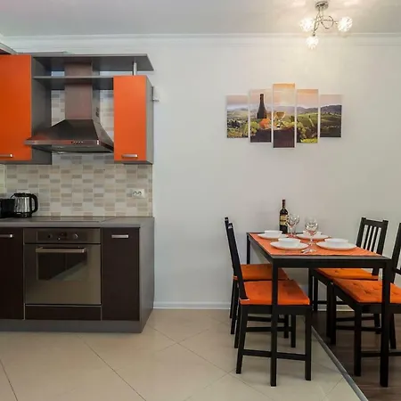 Stunning Location And Views!foothills Of Old Town! Apartman