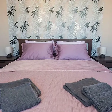 Stunning Location And Views!foothills Of Old Town! Apartman